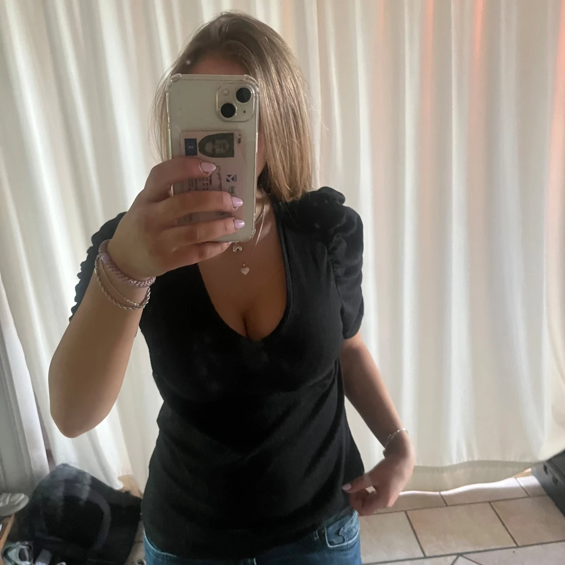 Svart ribbad topp med puffärm KappAhl - 1