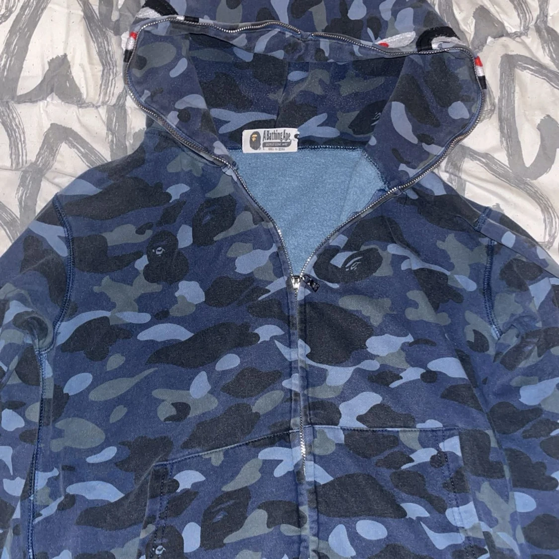 BAPE blå camo Shark Hoodie - 1