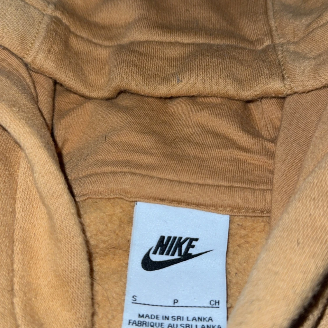 Mustardgul Nike hoodie med huva - 2