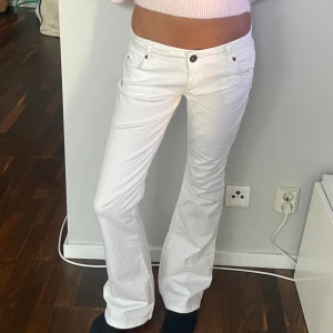 Vita jeans - Vita jeans midjemått: 40x2cm 