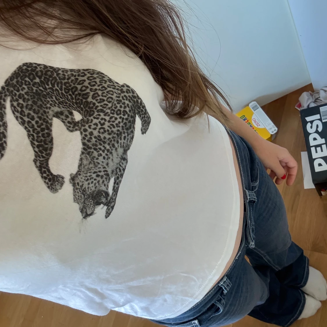 Vit T-shirt med tryck - 3