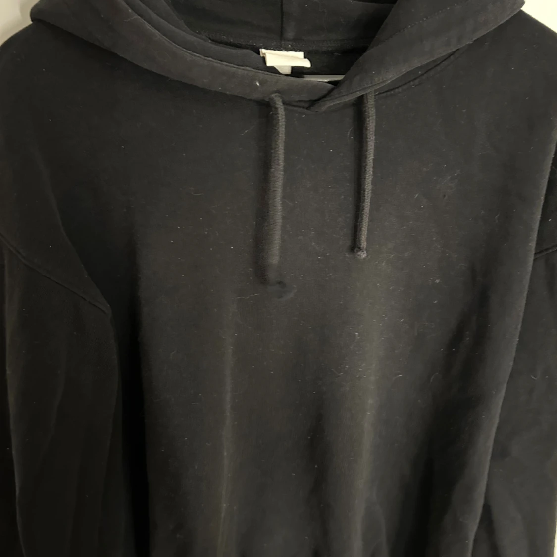Svart hoodie 