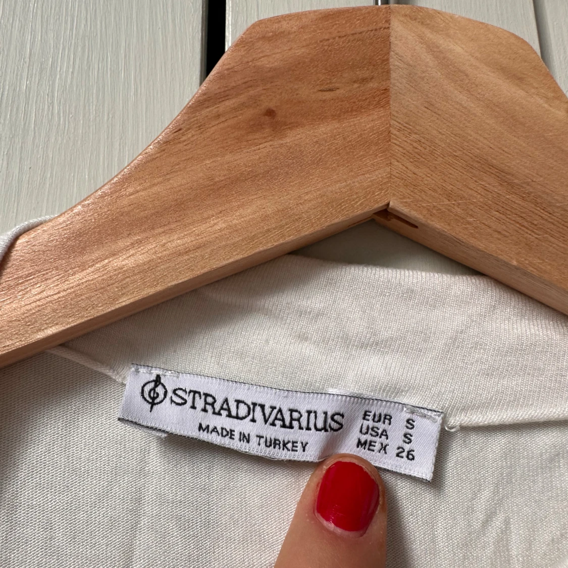 Vit långärmad topp från Stradivarius - 2