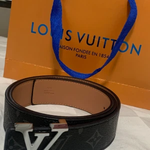 L&V bälte - ,110cm, Hål verktyg medföljer, bara att höra av sig vid frågor 😁