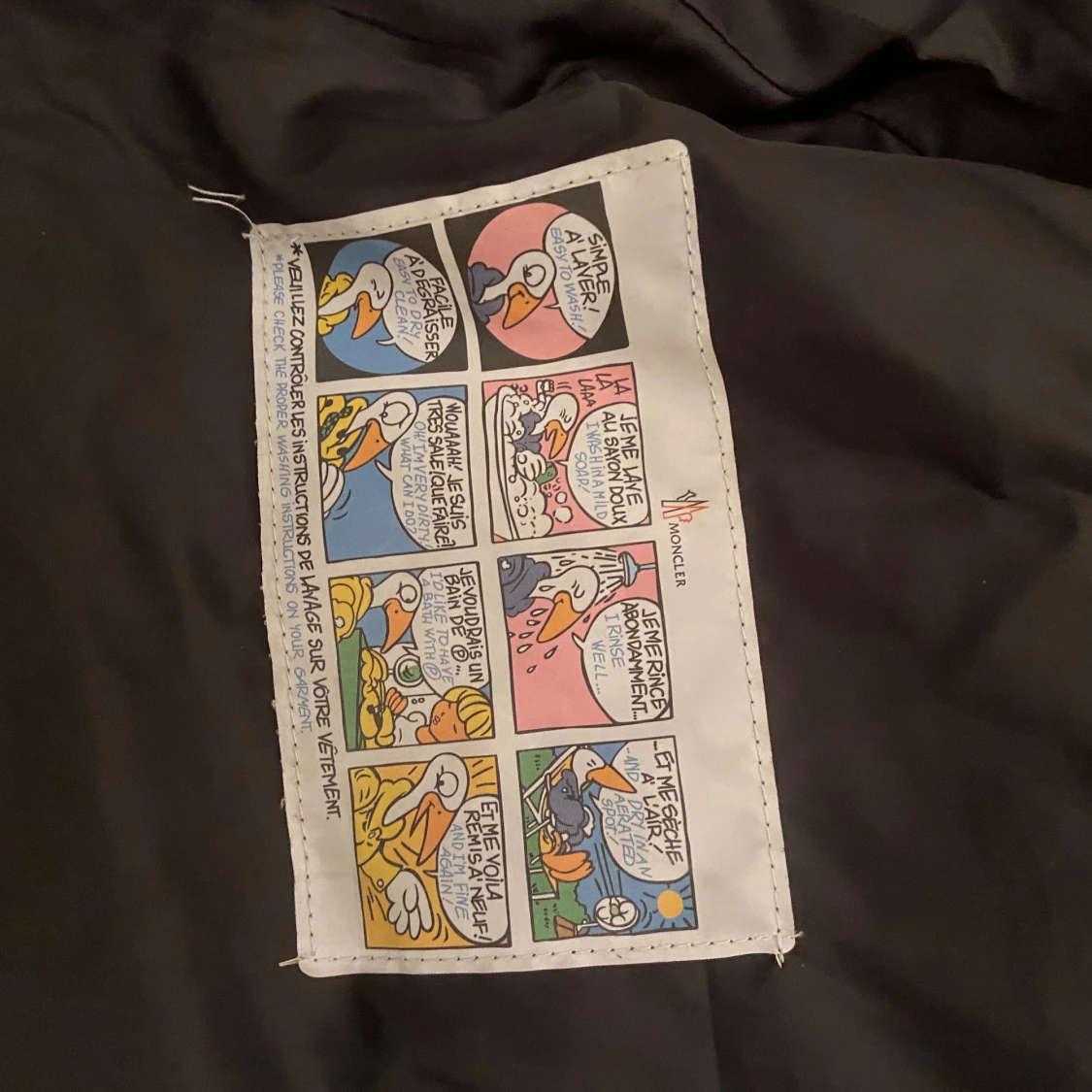 Svart Moncler pufferjacka med huva - 3