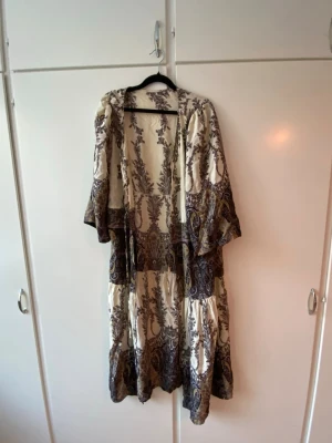 Kimono - Super snygg handsydd kimono