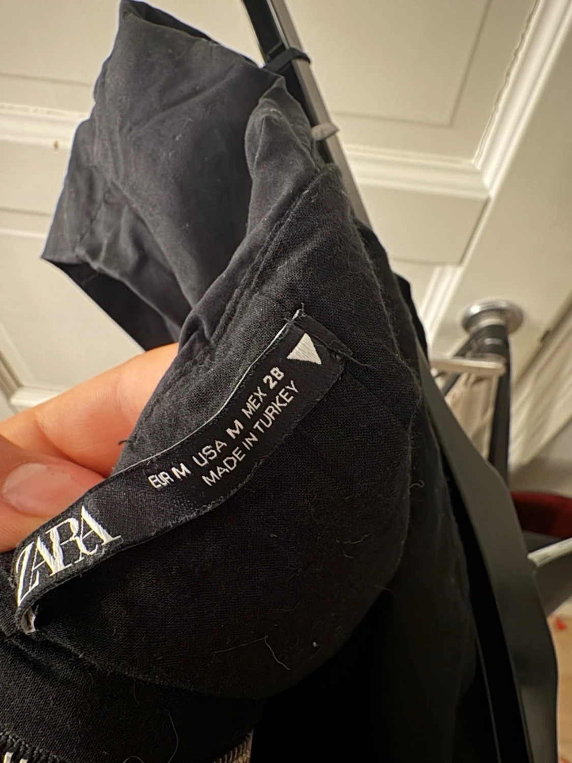 Svart off shoulder topp med dragkedja - 2