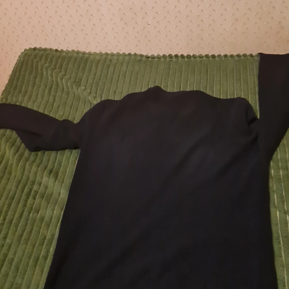 Svart stickad tröja från Zara - 1