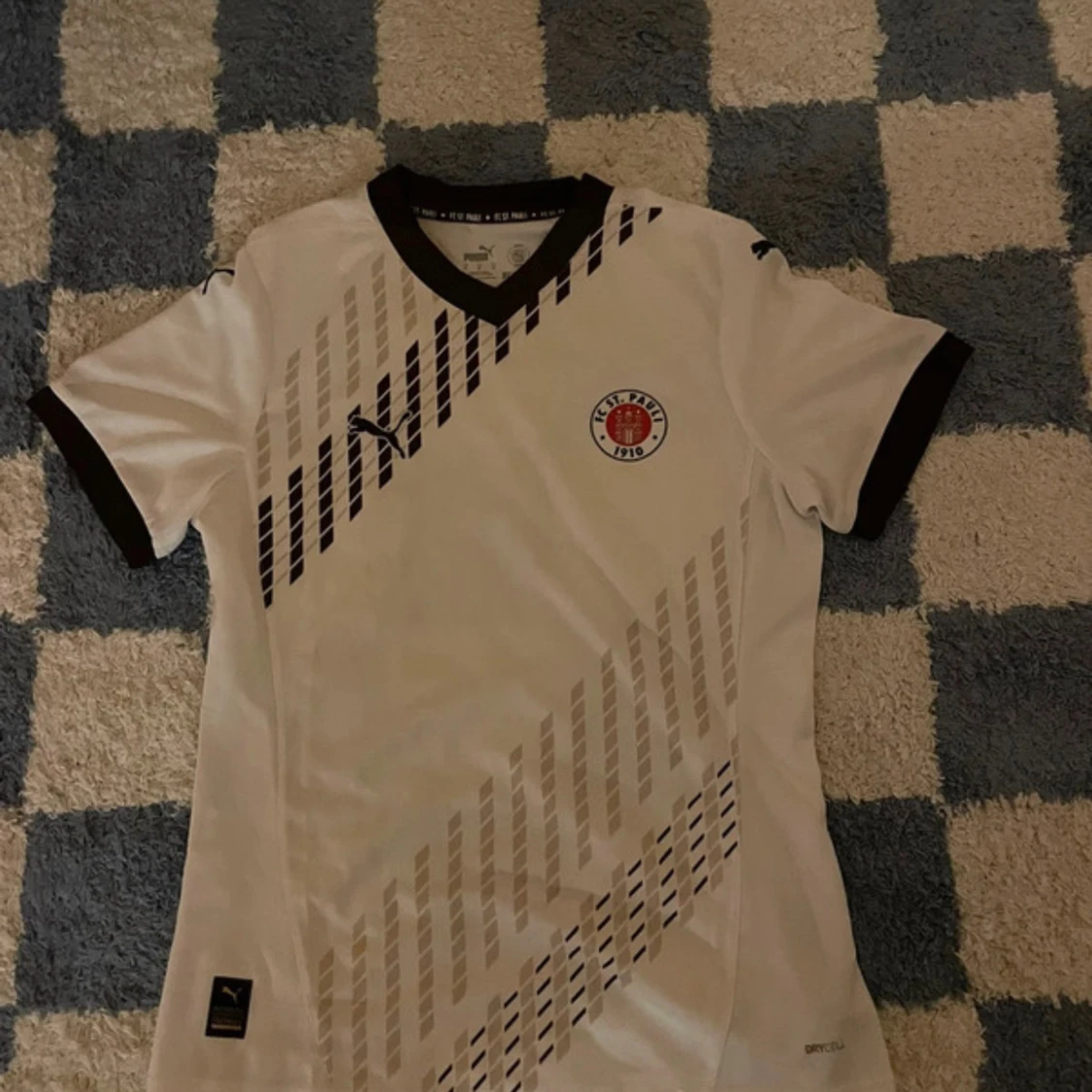 FC St. Pauli vit matchtröja Puma M