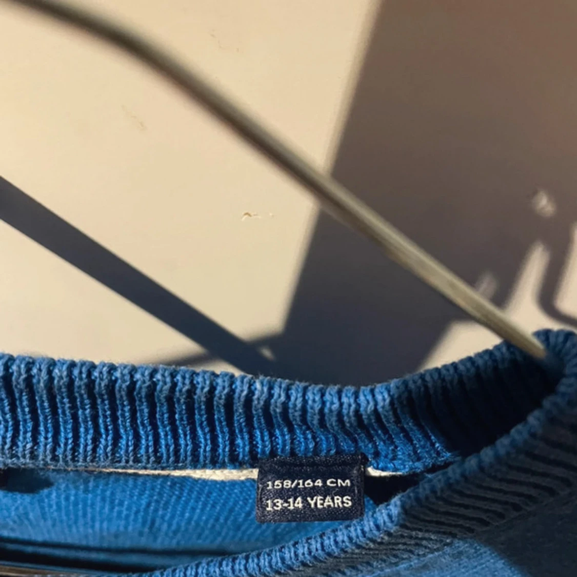 Blå v-ringad tröja från GANT - 2