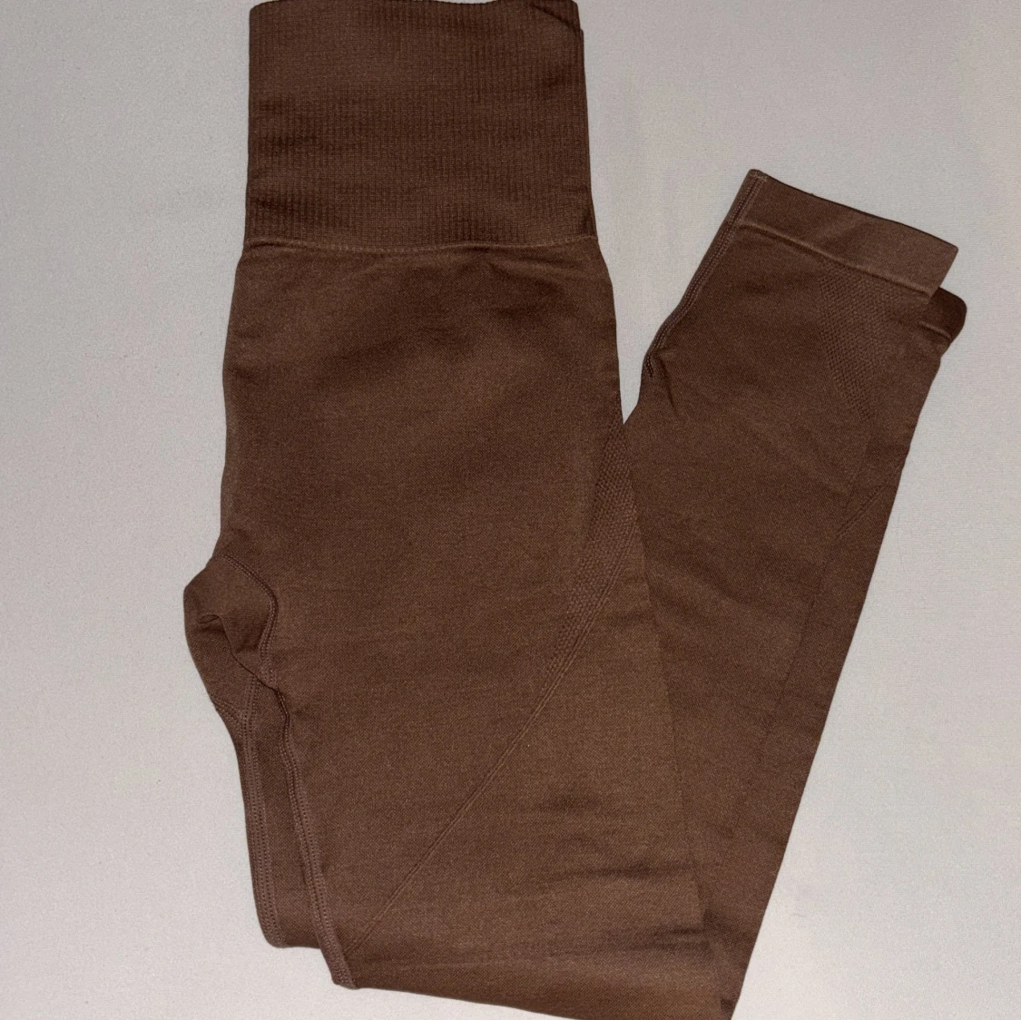 Bruna träning leggings med hög midja, S