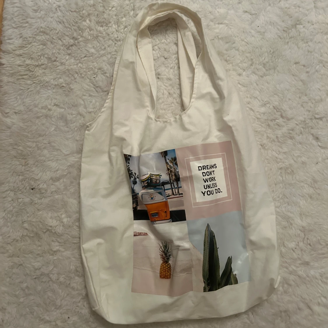 Vit linneväska/ tygväska med tryck