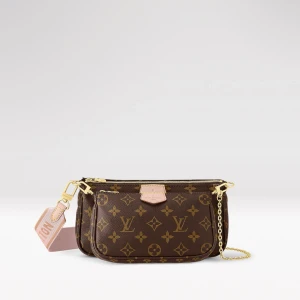 Louis Vuitton Monogram axelväska Multi Pochette Accessories - Säljer en ikonisk Louis Vuitton axelväska i klassiskt brunt monogrammönster med guldiga detaljer och dragkedjor. Väskan har flera fack, en avtagbar kedja och en bred rosa axelrem med logotyp. Perfekt för dig som vill ha en lyxig och trendig accessoar. Kvitto o box finns självklart med, pris kan diskuteras vid snabb affär!