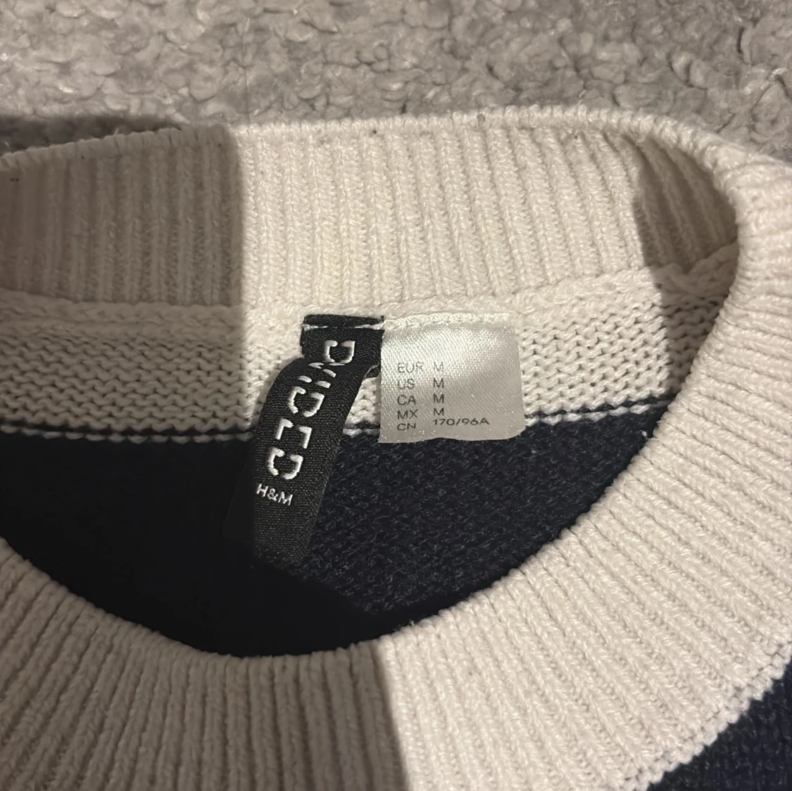 Randig stickad tröja från H&M Divided - 1