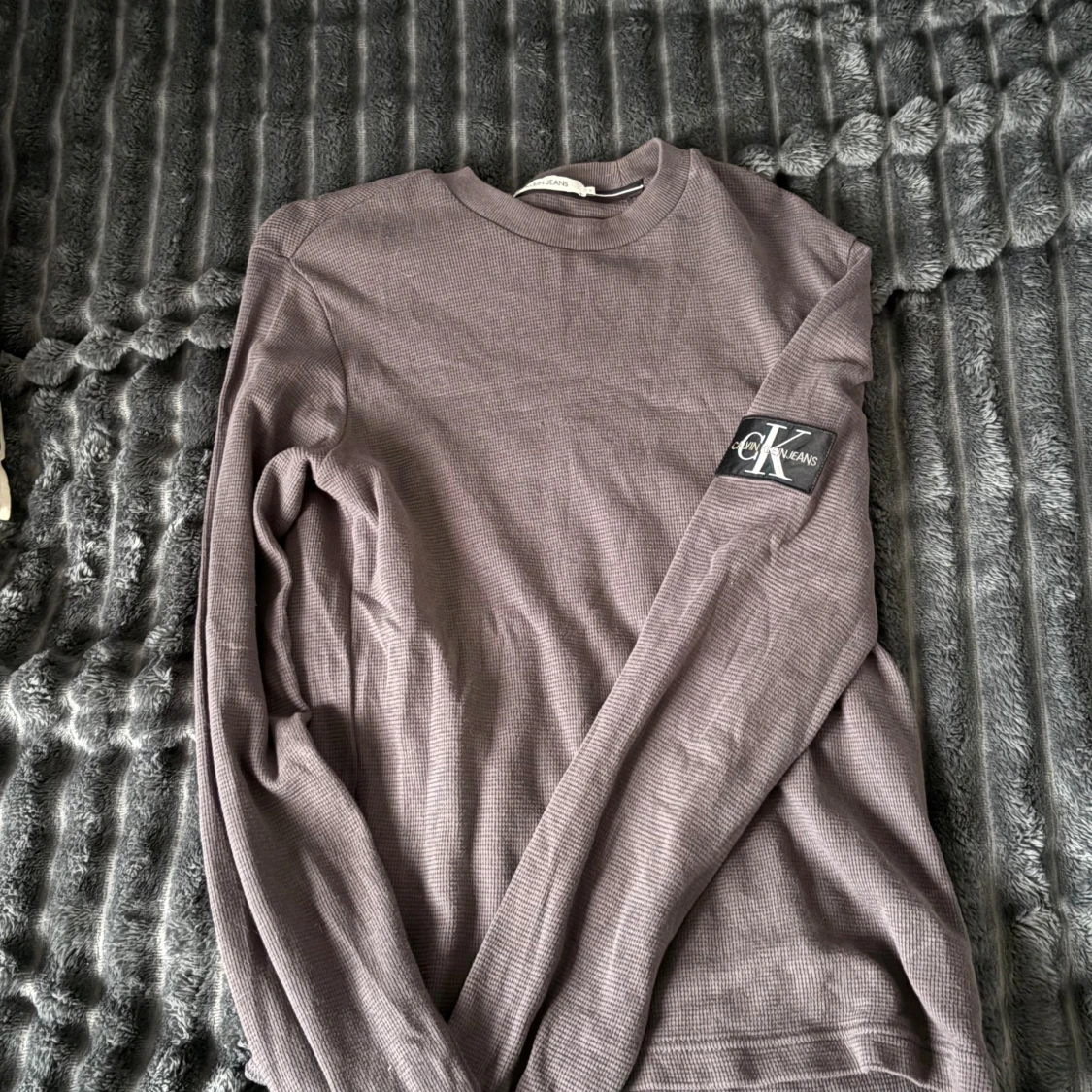 Grå långärmad tröja Calvin Klein