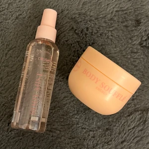 Body mist & body butter - Mycket god doft! Använda endast några få gånger. Misten är 150 ml och krämen är 200 ml 🫶