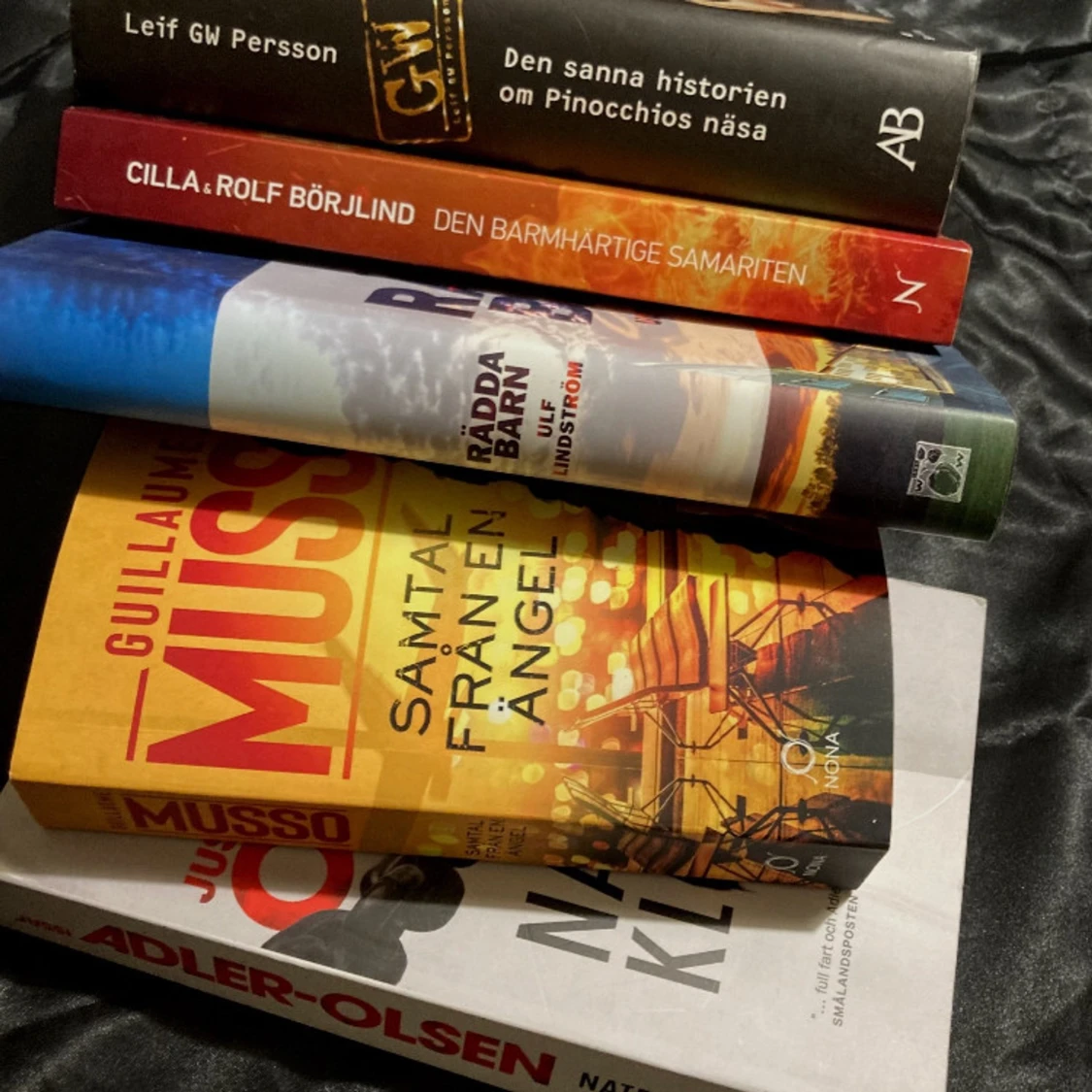 Spännande bokpaket  - 3