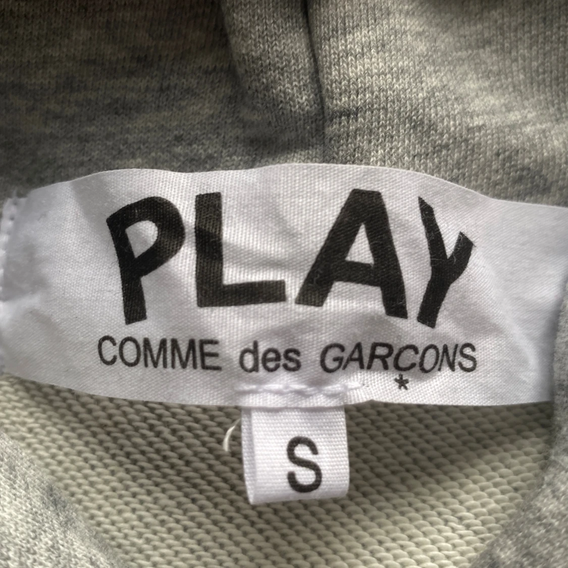 Grå CDG play hoodie - 2