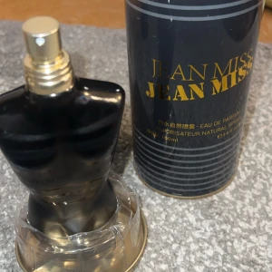 Jpg Jean miss  - Väldigt skön o stark doft perfekt nu när vintern  närmar sig 🧊 ❄️ 