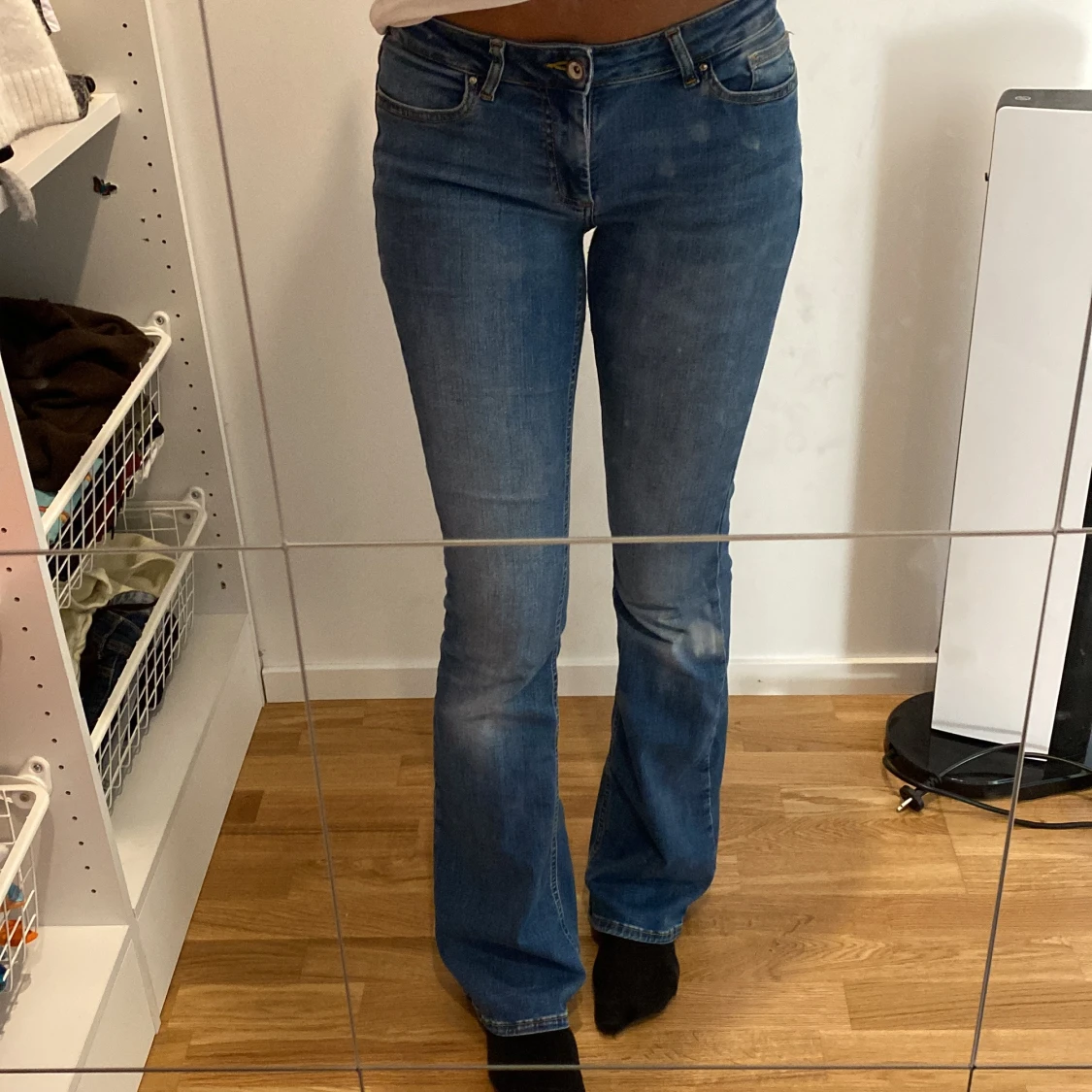 Blå bootcut jeans från ONLY