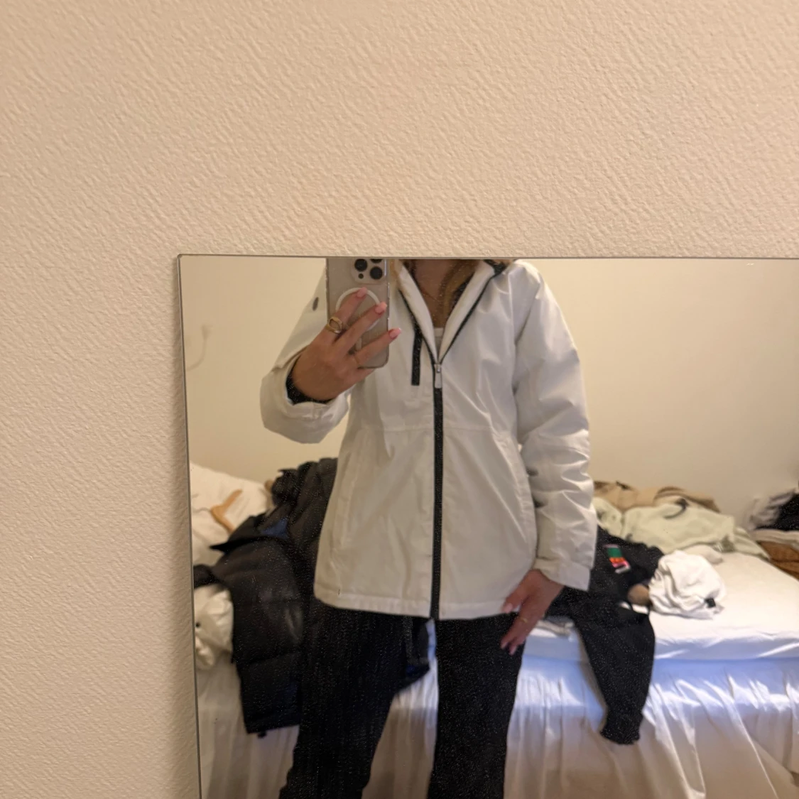 Vit vindjacka från Five Seasons - 2