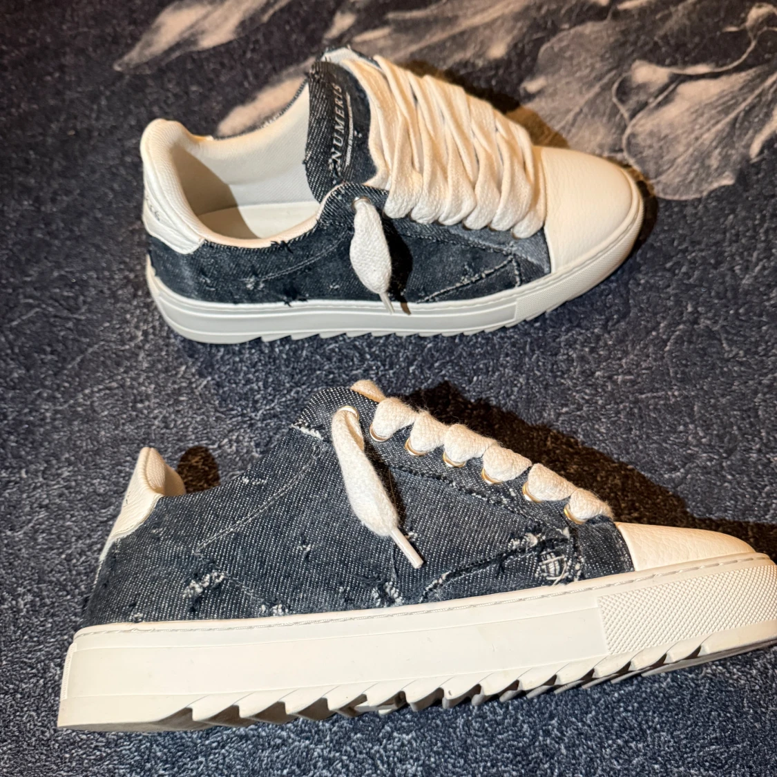 Numeris sneakers i denim och vitt - 2