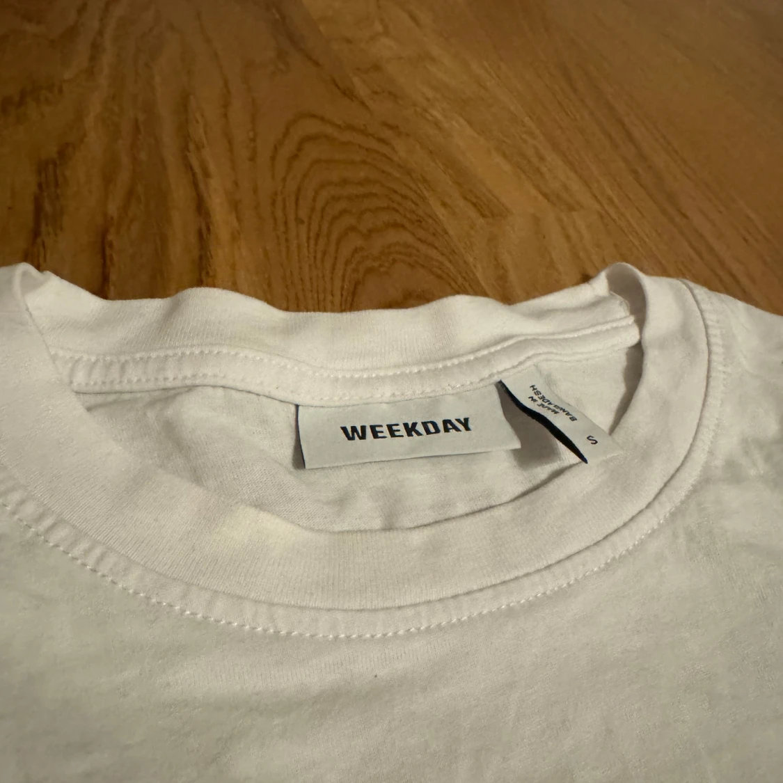 Vit långärmad tröja från Weekday - 1