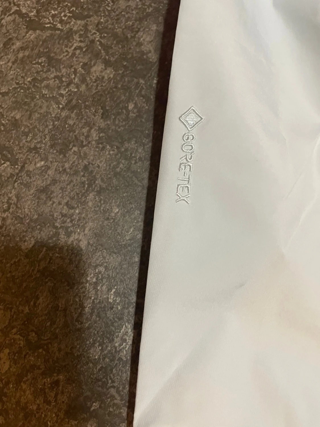 Arcteryx skidjacka mössa på köpet! - 2