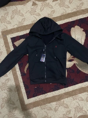 Ralph Lauren kofta - Oanvänd Ralph lauren kofta 