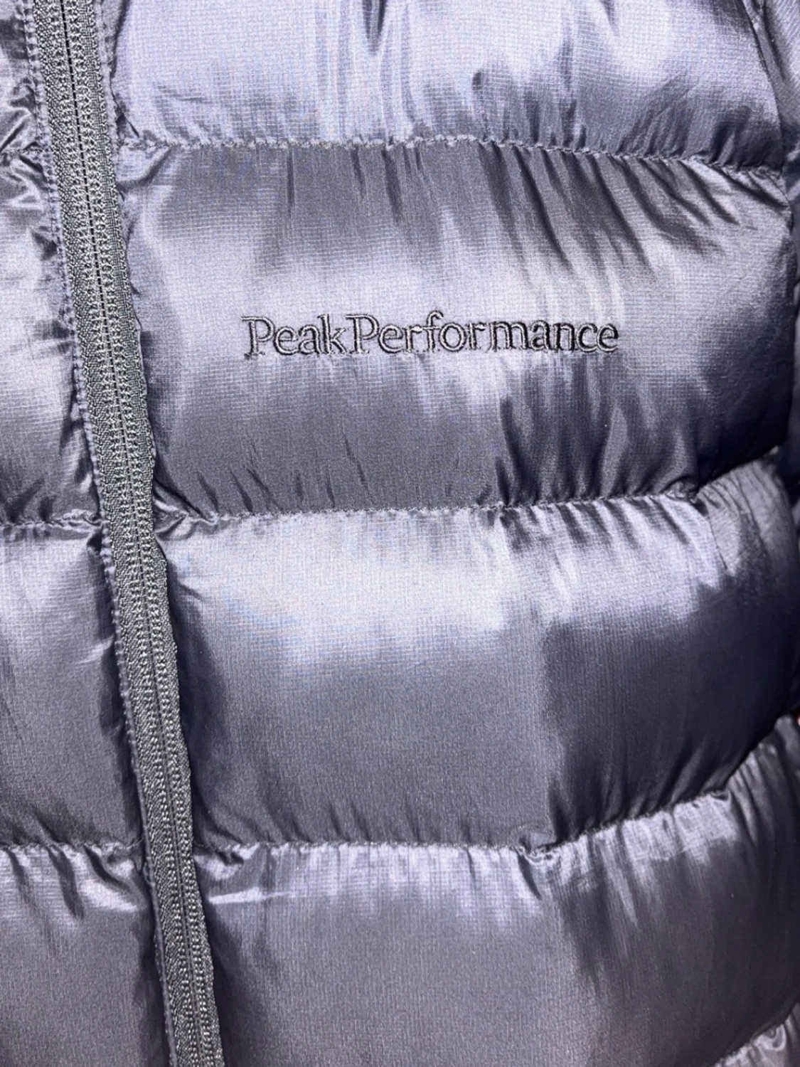 Svart pufferjacka Peak Performance S - 1