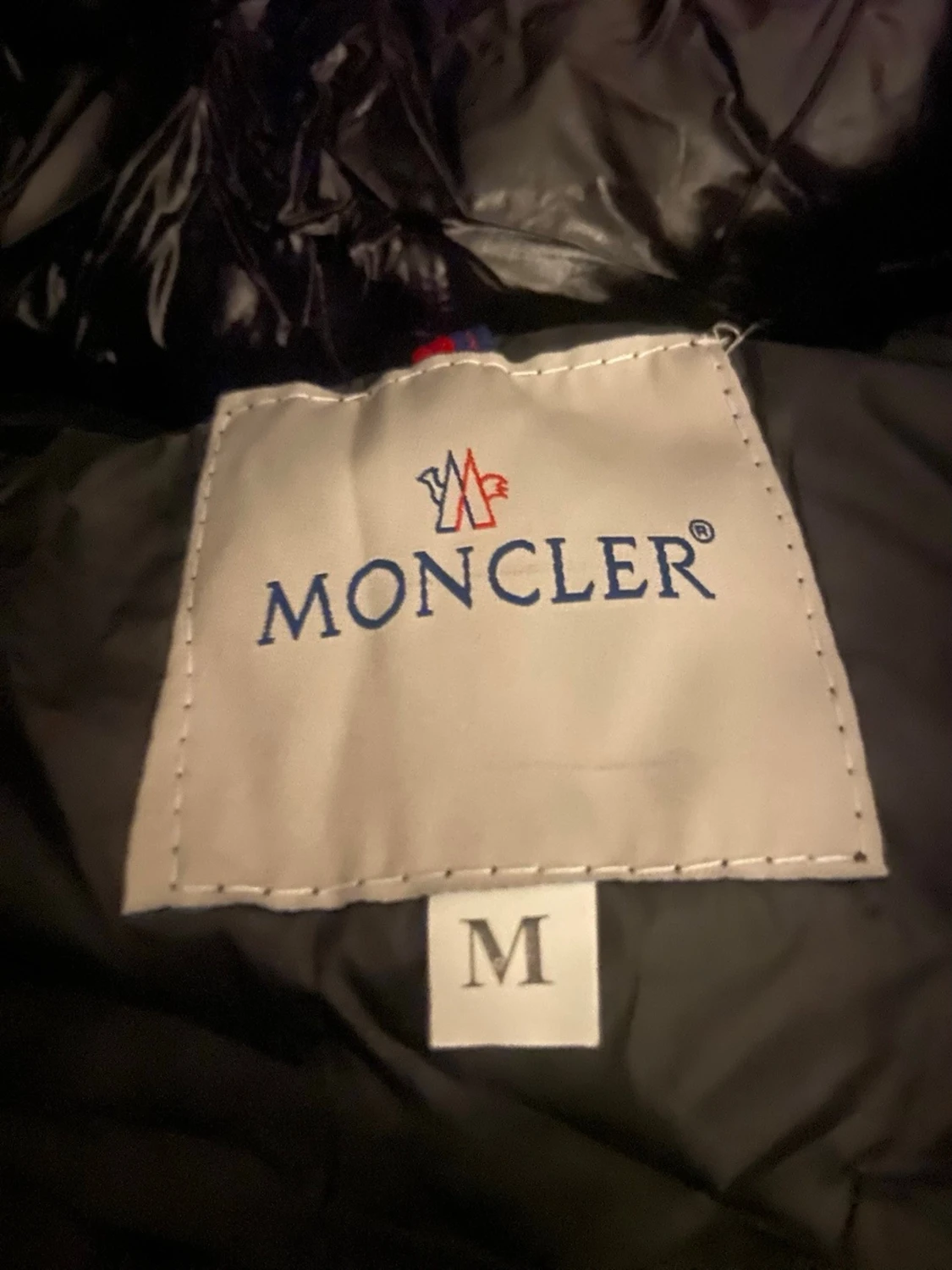 Svart Moncler pufferjacka M - 2