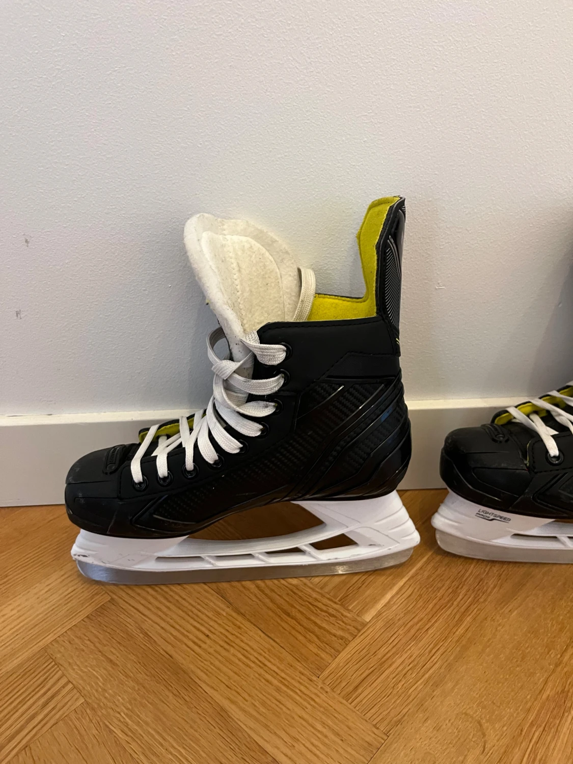Bauer Supreme s35 hockeyskridskor  - 2