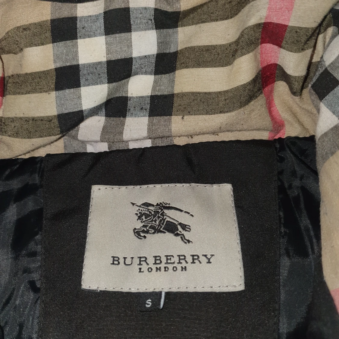 Svart dunväst från Burberry S - 1