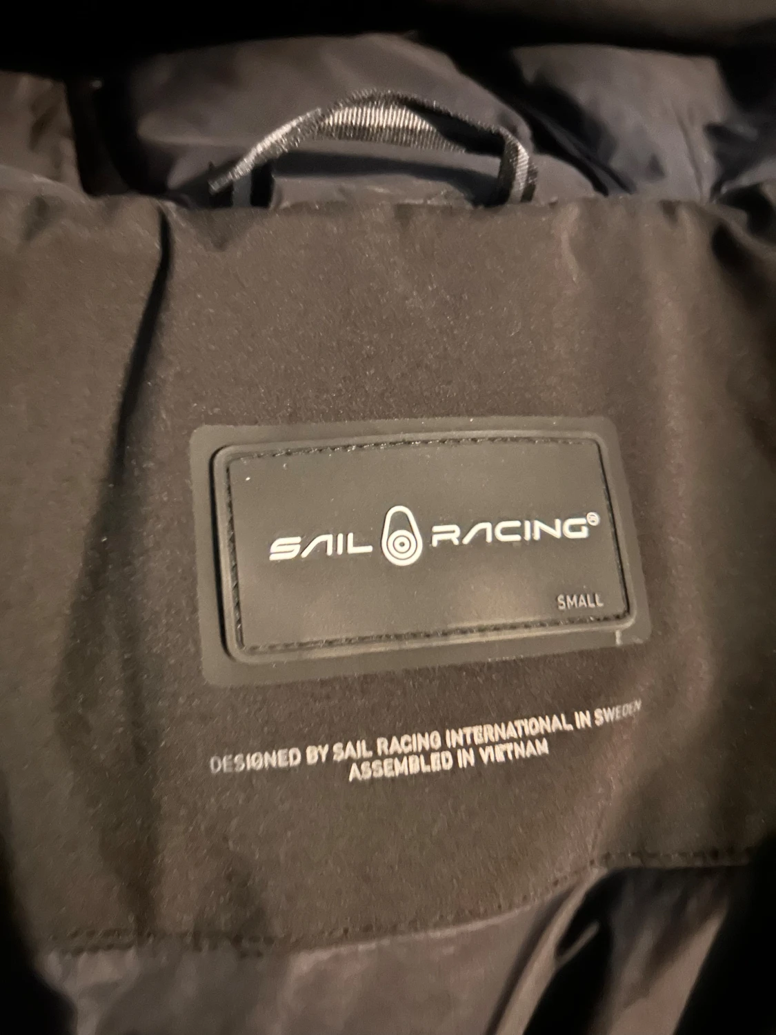 Svart pufferjacka från Sail Racing - 2