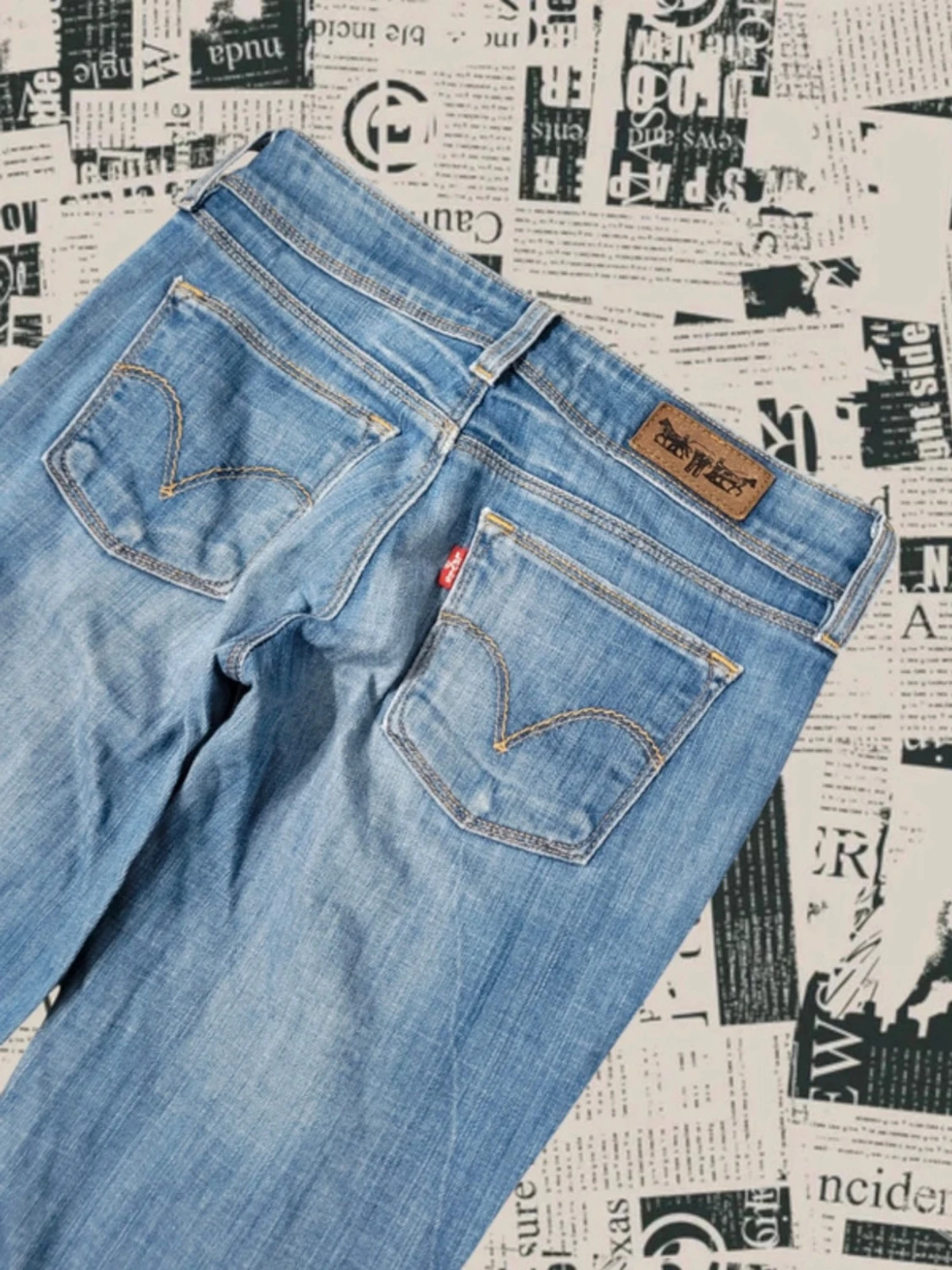 Levi’s bootcut jeans  - 3
