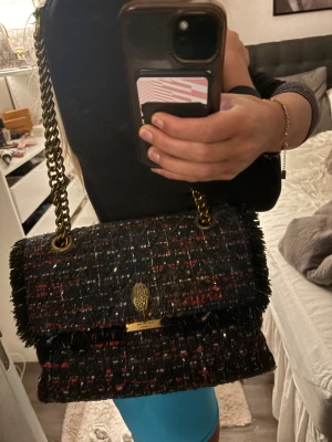 Kurt Geiger väska - Använd cirka 3 gånger super fint skick har bara varit stående nu dem senaste åren