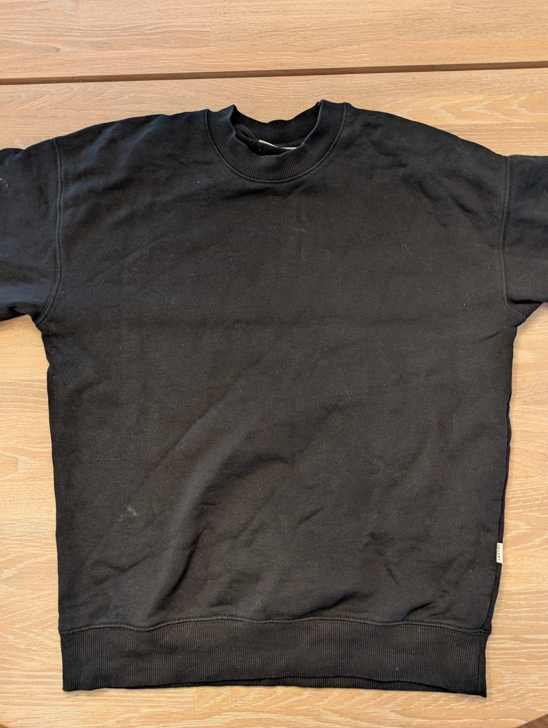 Svart sweatshirt från Vailent XS