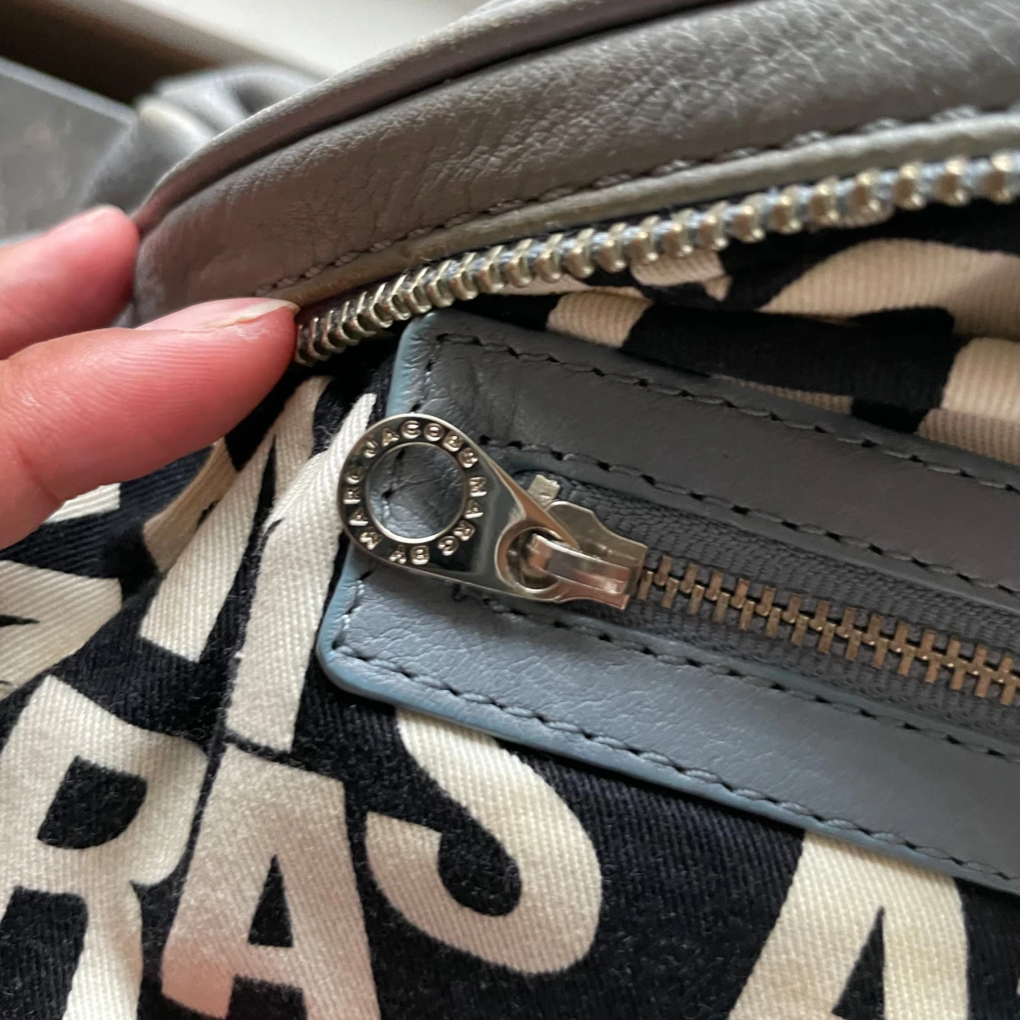 Grå handväska Marc by Marc Jacobs - 3