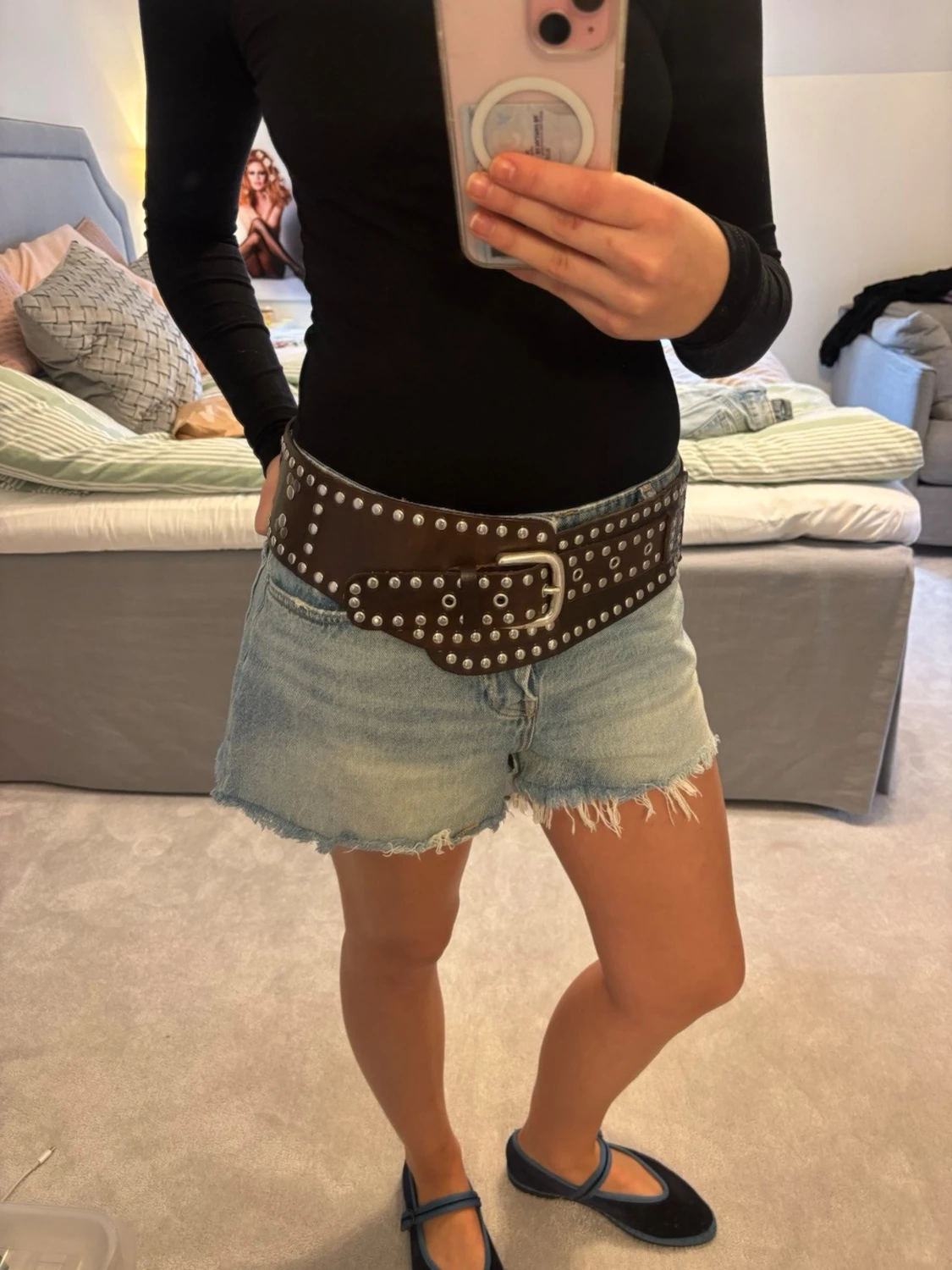 Skärp med nitar  - 1