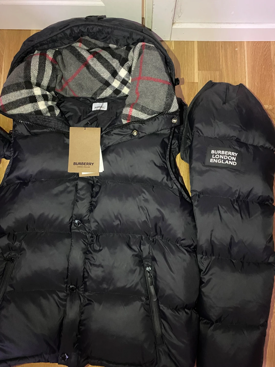 Svart dunväst från Burberry - 1