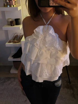 Volangtopo - oanvänd volangtopp från ZARA