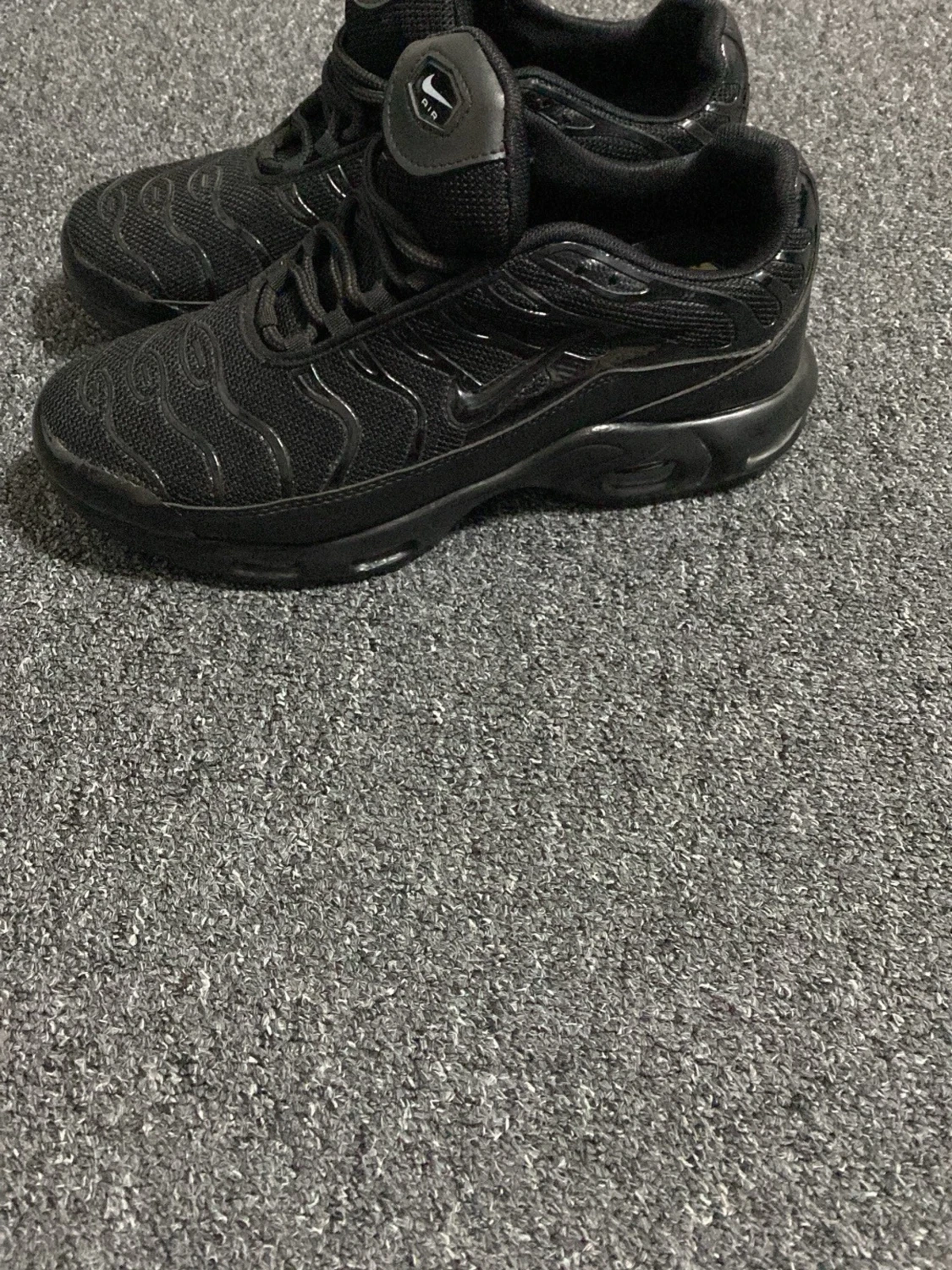 Svarta Nike Air Max Plus sneakers - 4