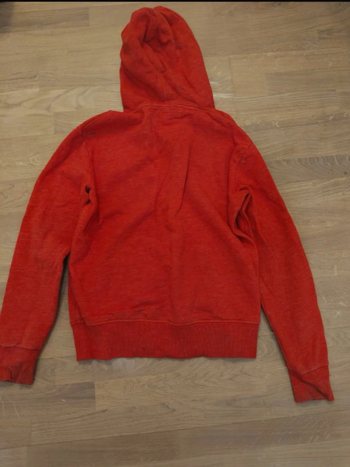 Röd Superdry hoodie - 1