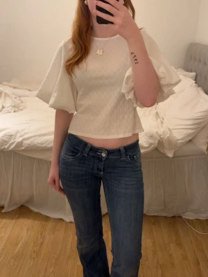 Blus - Superfin blus från Bubbleroom 