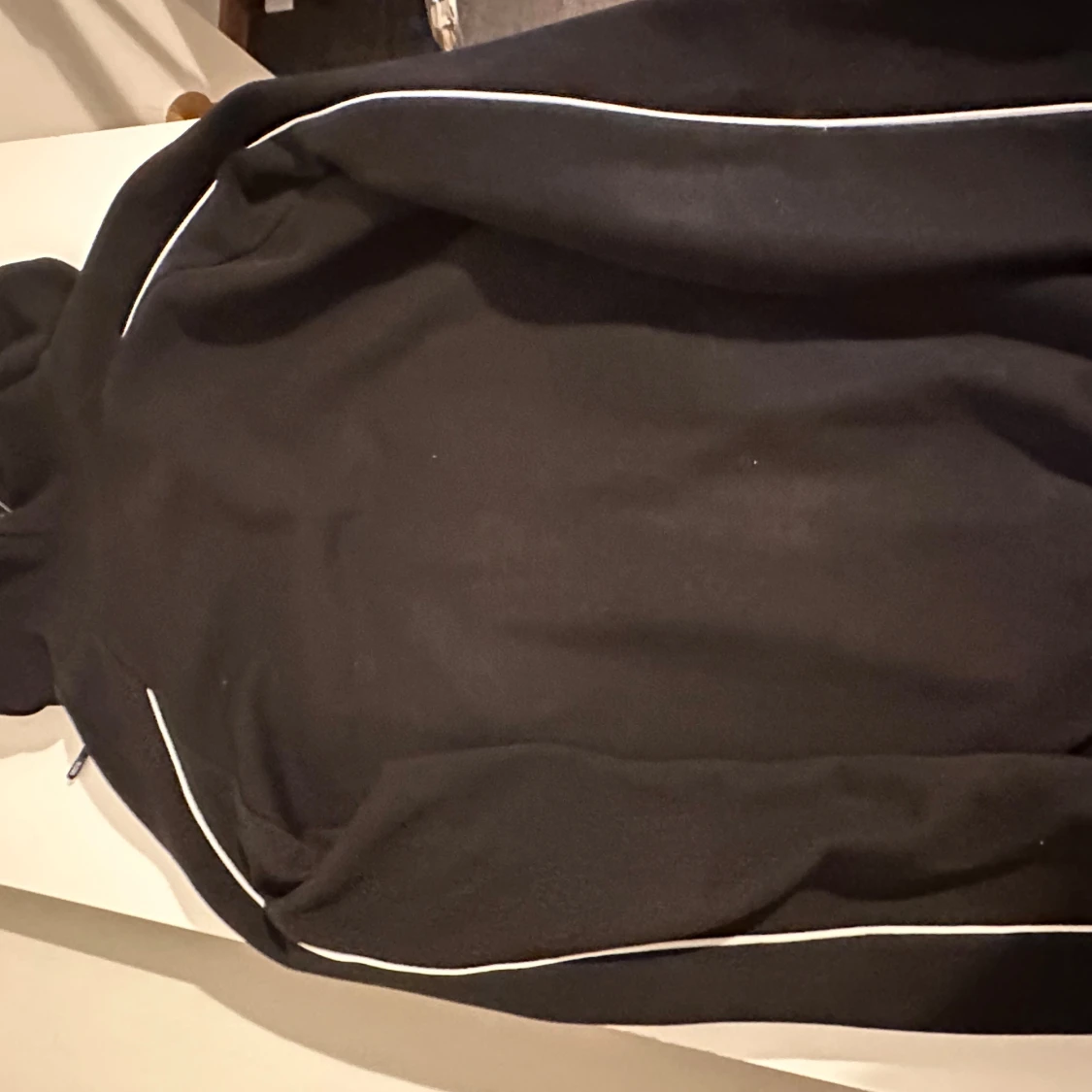 Svart zip-hoodie från BOSS, strl S - 3