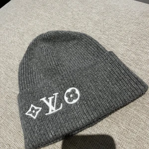 LV gray beanie - All sizes