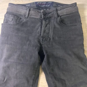 Jacob cohen slim fit jeans - Mycket fint skick | Size 28  | fraktar spårbart inom 24 timmar |  för att köpa klicka ” köp nu” | vid frågor skriv ett meddelande |