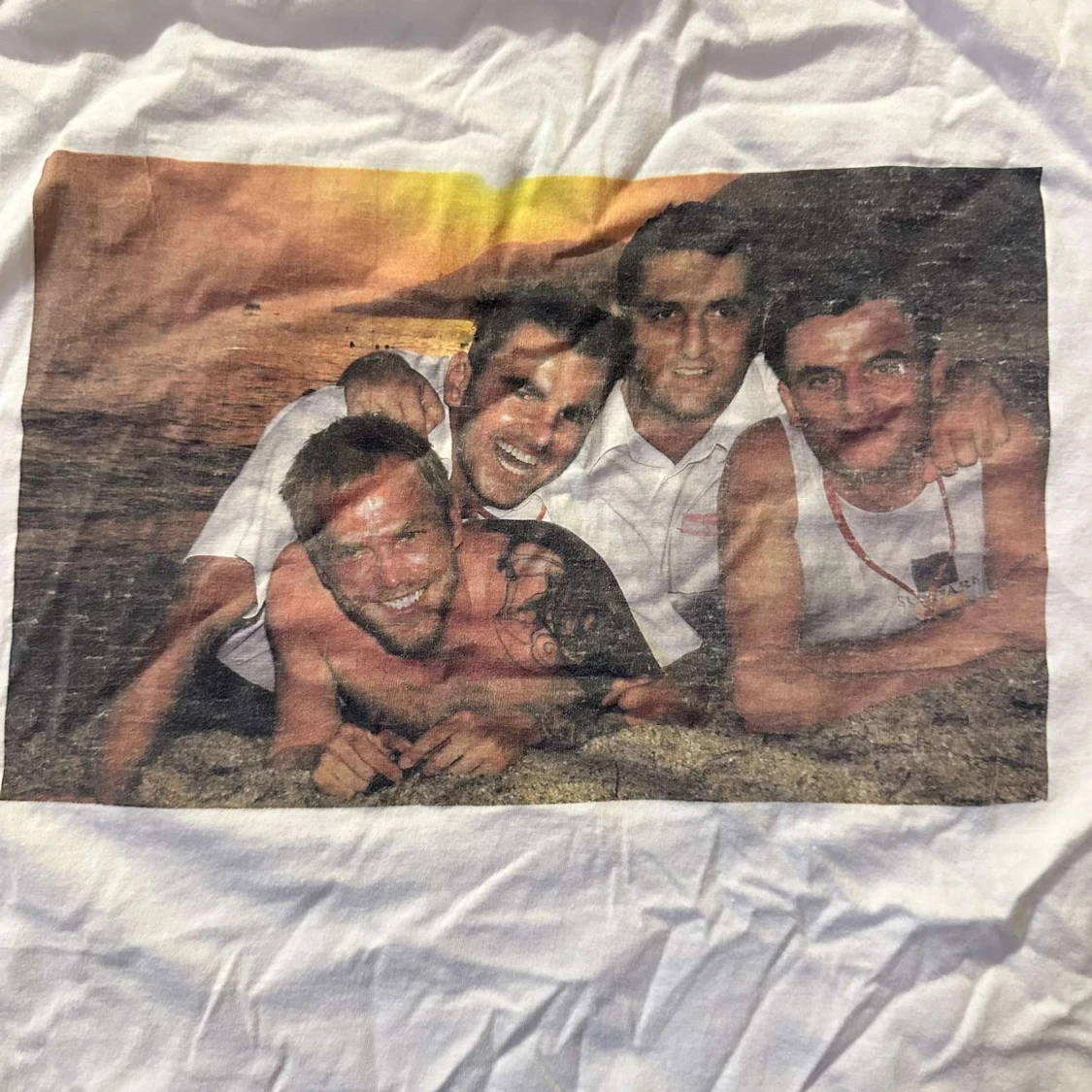 Gammal vintage t-shirt vit med tryck. - 1