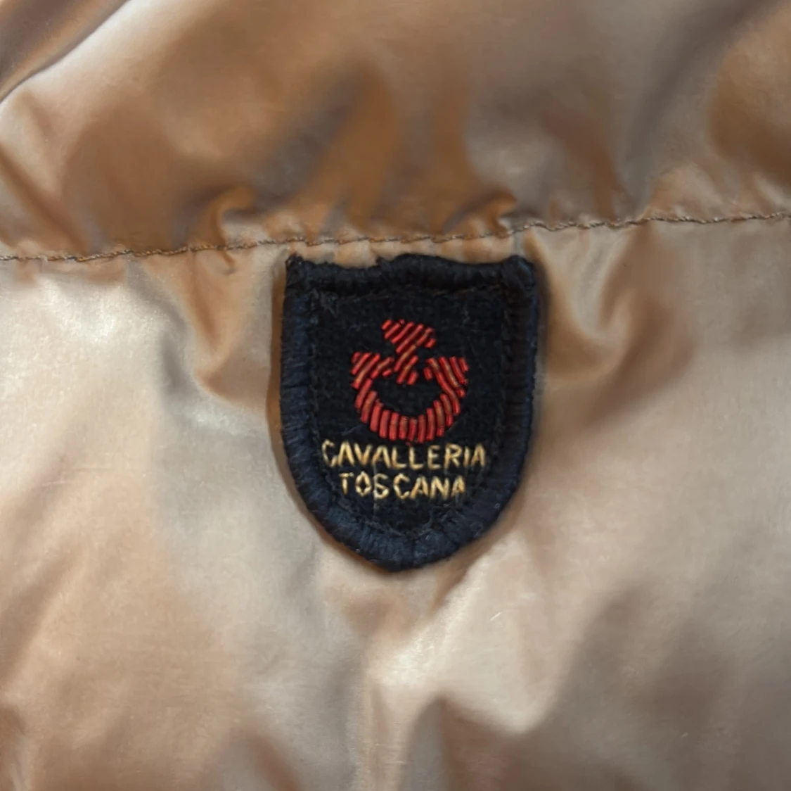 Beige dunväst från Cavalleria Toscana - 3