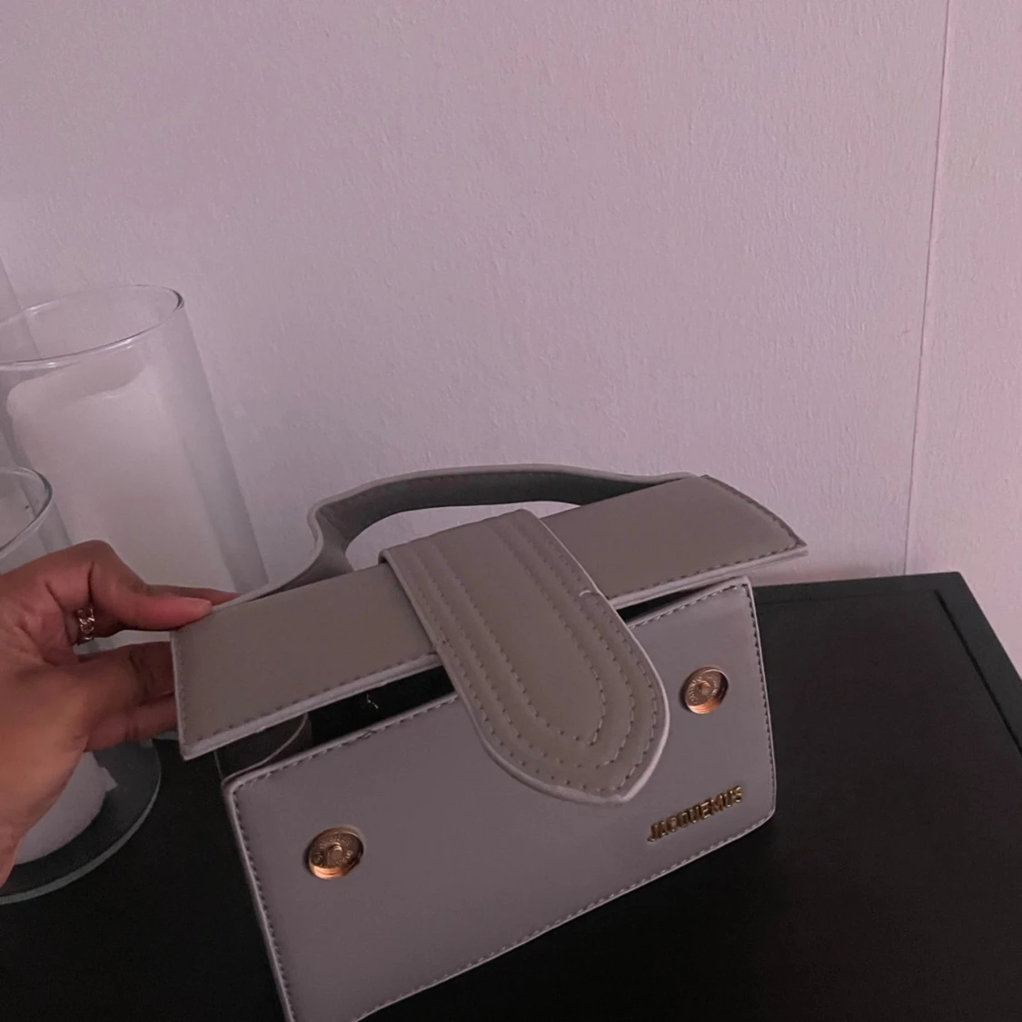 Grå handväska från Jacquemus - 3